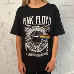 Pink Floyd Dark Side Of The Moon World Tour Full Logo Tee 7 Pink Floyd Dark Side Of The Moon World Tour Full Logo Tee -Cheap T-Shirt Store 580708 000 005